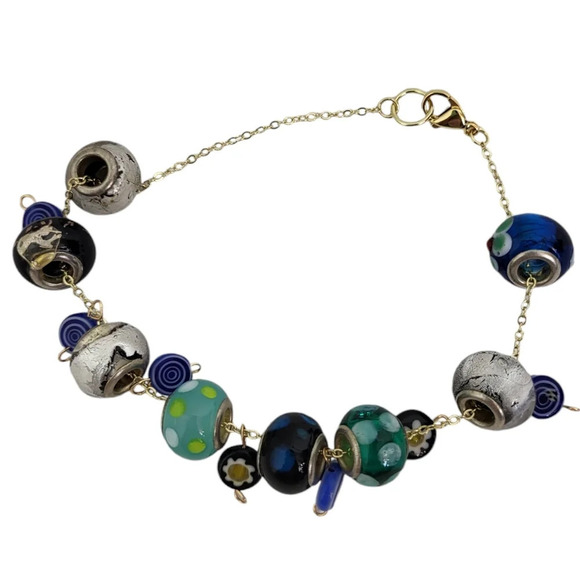 Bold Glass Daisy Swirl lampwork bracelet blue Polka Dot bracelet - Picture 2 of 4